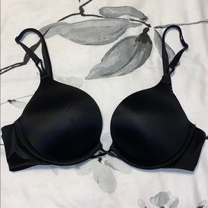 Victoria’s Secret Bombshell Plunge Bra